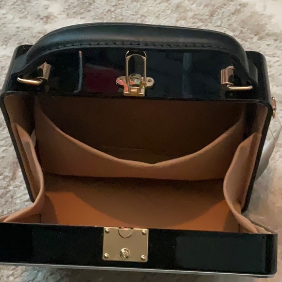 NWT Acrylic Box Clutch Designed by Bags 2 Slay. - Picture 6 of 7